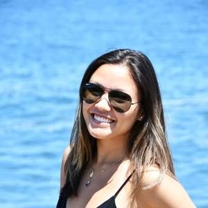 Meet your Posher, Mia